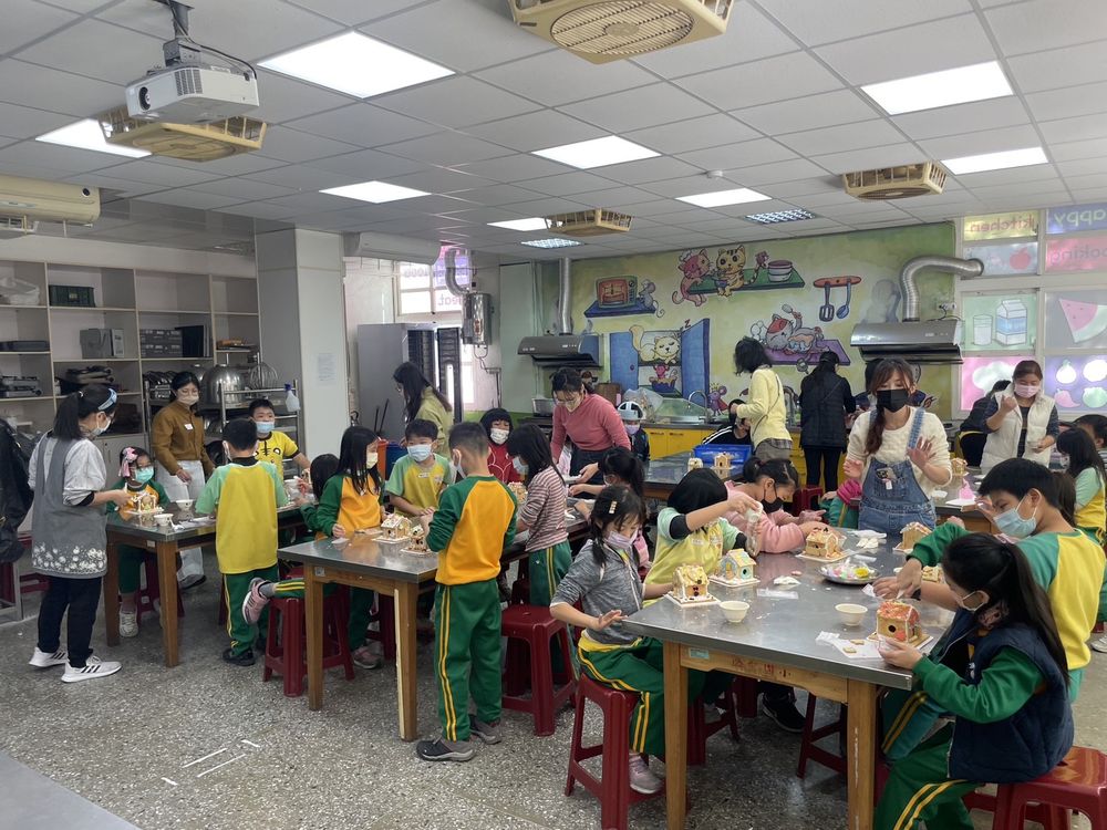 僑愛國小成果照片 8