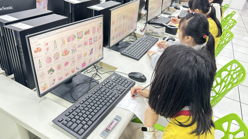 菓林國小成果照片 1