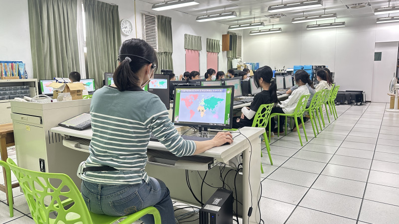菓林國小成果照片 9