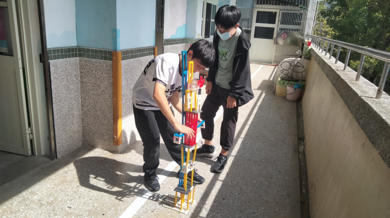 潛龍國小成果照片 4
